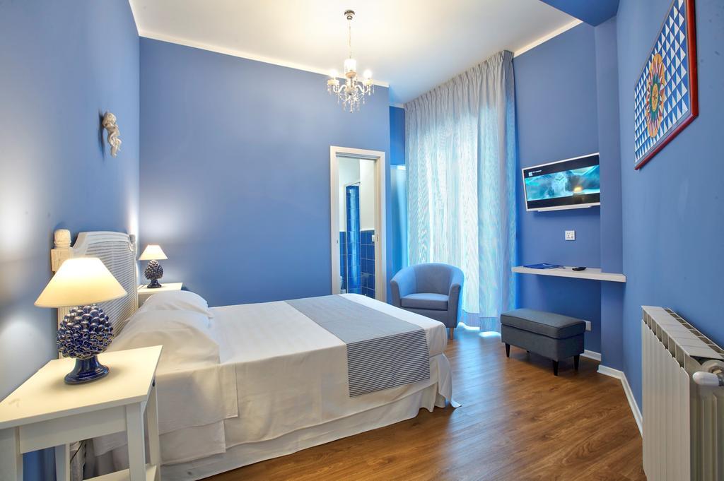 B&B Del Corso Capo d'Orlando Bilik gambar